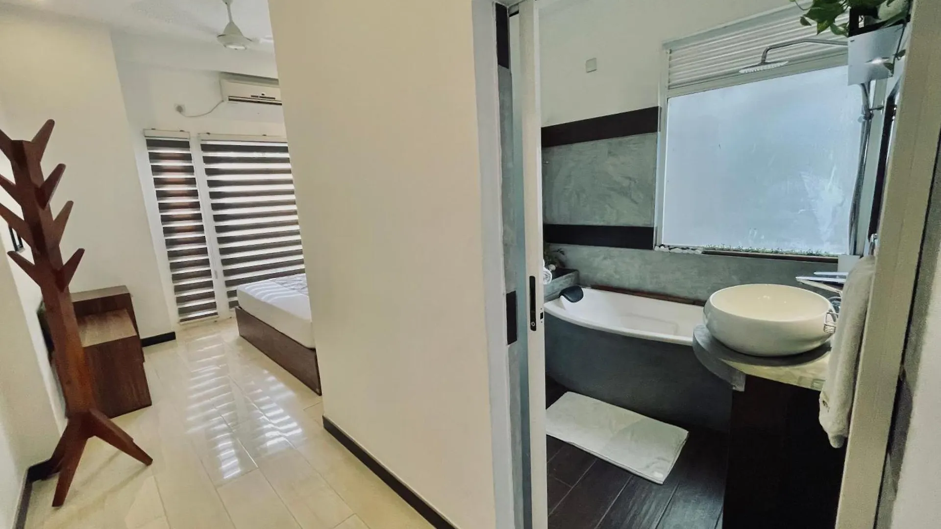 8 Plus Motels Negombo