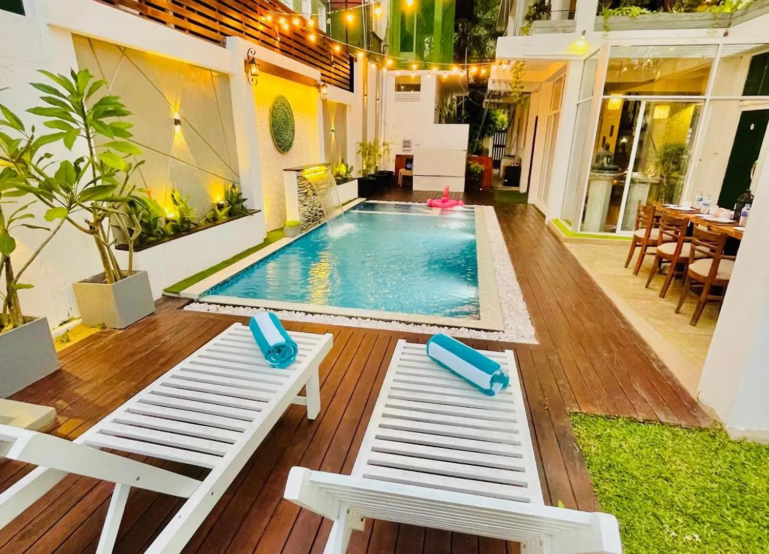 8 Plus Motels Νεγκόμπο 0*,  Σρι Λάνκα