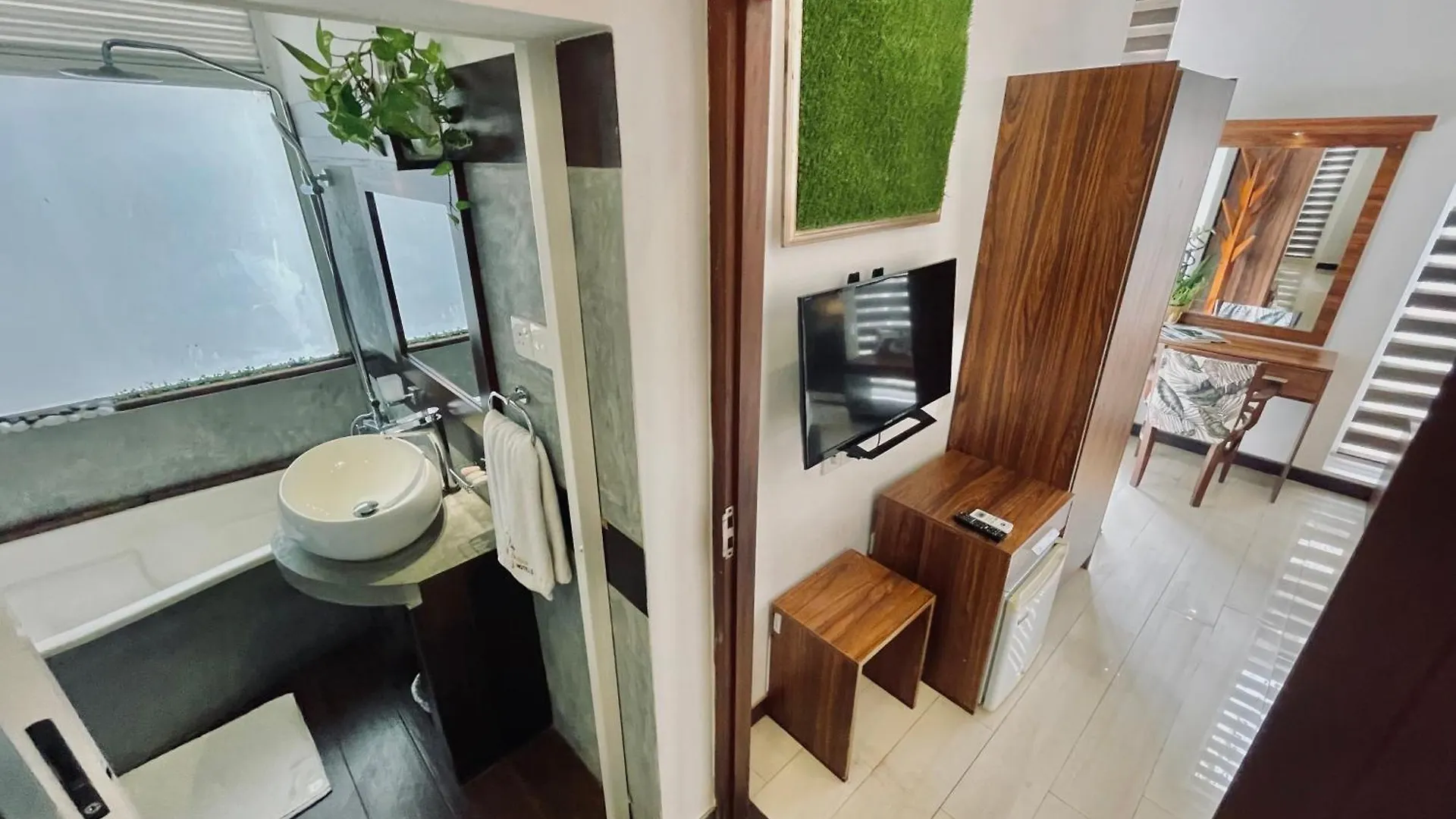 8 Plus Motels Νεγκόμπο 0*,  Σρι Λάνκα