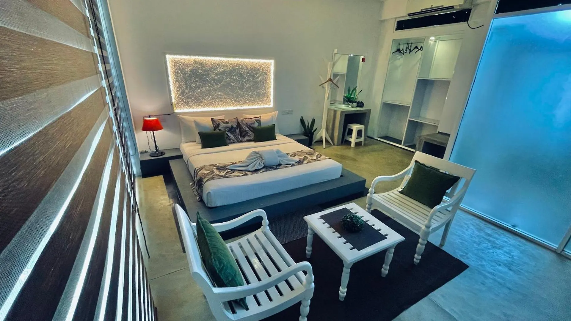 8 Plus Motels Νεγκόμπο Ξενοδοχείο