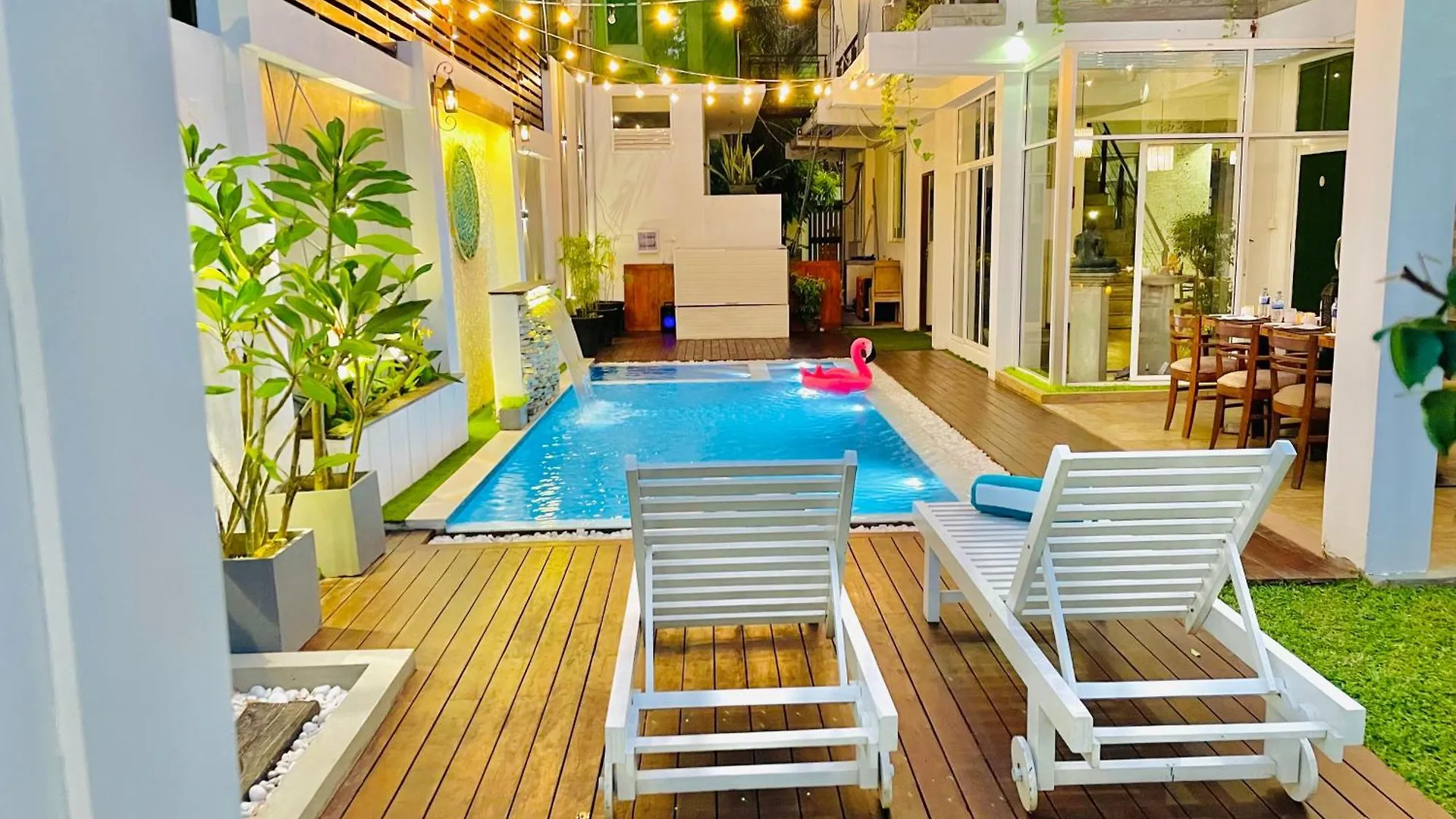 8 Plus Motels Negombo Sri Lanka