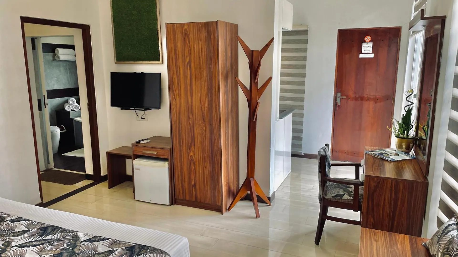 8 Plus Motels Negombo