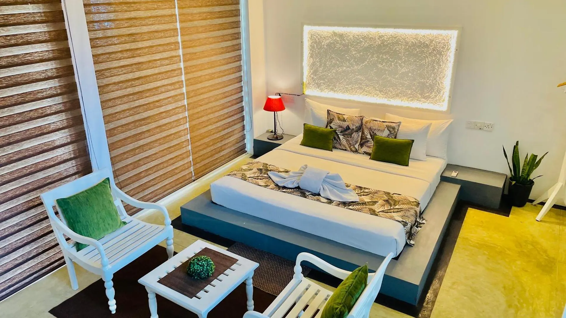 Hotel 8 Plus Motels Negombo Sri Lanka
